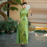 Traditional Chinese dress, green Ao Dai, flower pattern, mandarin collar, 3/4 sleeve