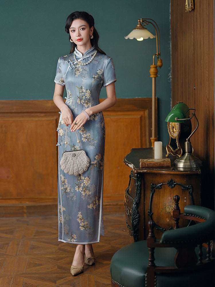 Modern Chinese Qipao dress, Mulberry Silk cheongsam, light blue color ...