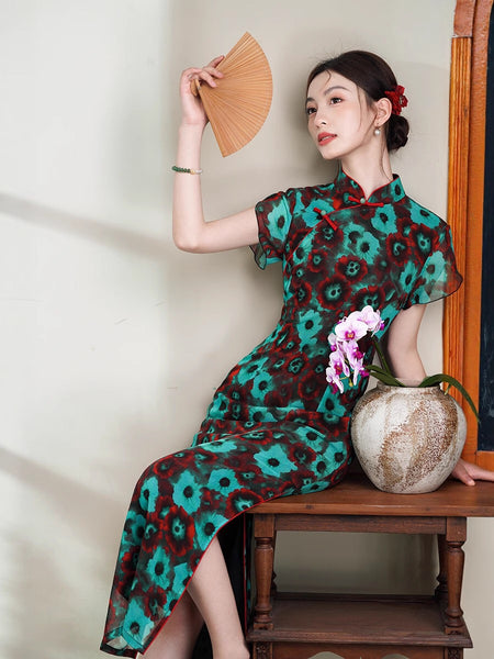 Modern Chinese qipao, Chinese Cheongsam, Ball Gowns, floral qipao, mandarin collar