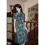 Aodai moderne, Cheongsam longueur genou, Ao Dai vert, motif floral, col mandarin