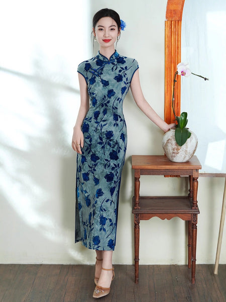 Modern Chinese qipao, Chinese Cheongsam, Blue floral qipao, Ball Gowns, mandarin collar