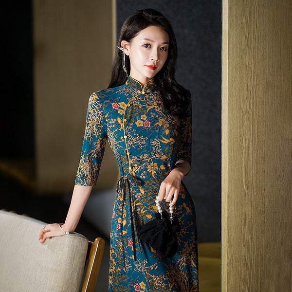 Aodai moderne, Cheongsam longueur genou, aodai qipao, motif floral, col mandarin