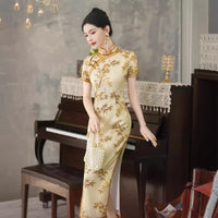 Traditionelles chinesisches Kleid, chinesisches Cheongsam, Ramie-Qipao, helles Sommer-Qipao, Blumendrucke, kurze Ärmel, Stehkragen