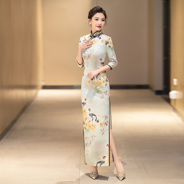 Chinesisches Cheongsam, Abendkleid, Ballkleid, hellblaues Blumenkleid, Stehkragen