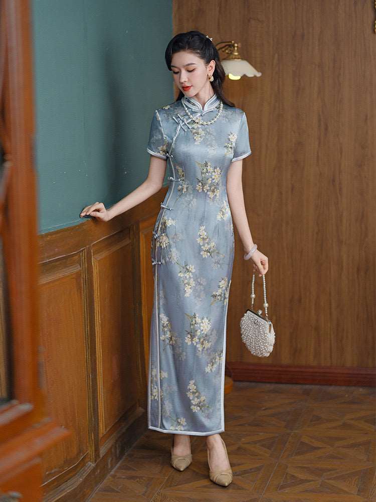 Modern Chinese Qipao dress, Mulberry Silk cheongsam, light blue color, evening Qipao 2XL Modern Chinese Qipao dress, Mulberry Silk cheongsam, light blue color, evening Qipao 2XL