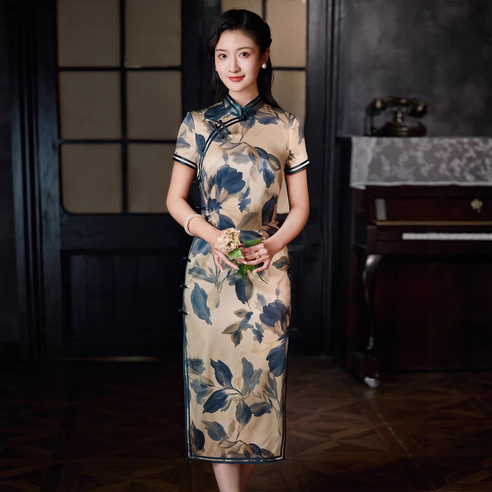 Knee Length Qipao  QipaoMood