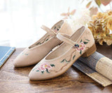 Chinese embroidery style Womens flat with flowers, pointed toes, mary Jane shoes