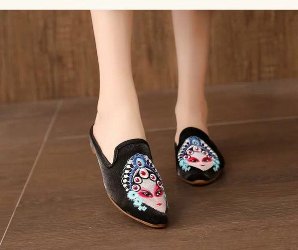 Chinese Embroidery slipper, Women's Slip-on, Opera face pattern, Embroidered Mule, Low heel