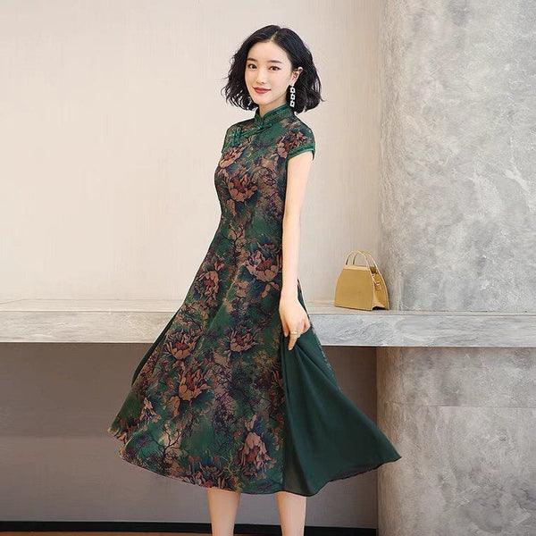 Modern Aodai,  Knee length Cheongsam, green Ao Dai, flower pattern, mandarin collar