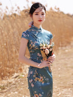 Traditionelles chinesisches Kleid, Cheongsam, Qipao, Abendkleid, Seiden-Qipao, Blumendruck, Frühlingskleid, Mandarinkragen