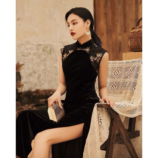 Traditional Chinese dress, Chinese Cheongsam, modern black velvet qipao, Golden floral pattern, sleeveless mandarin collar