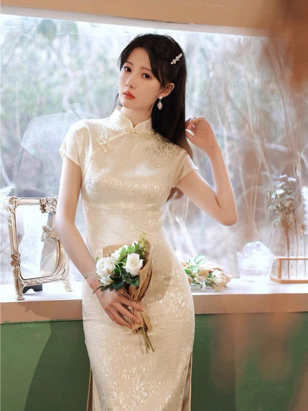 Traditional Chinese dress, Chinese Cheongsam, cream color qipao, manda – QipaoMood