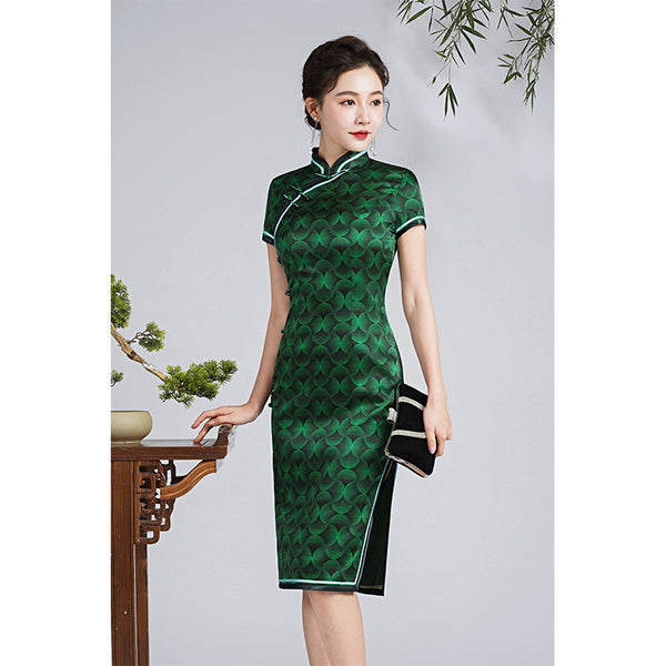 Free alteration, Traditional Chinese Qipao dress, Mulberry Silk cheongsam,  Evening Dress, green color, floral prints