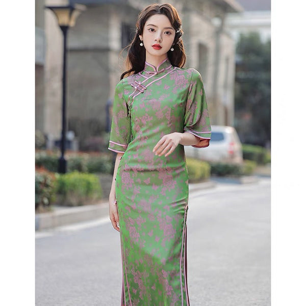 Traditionelles chinesisches Kleid, chinesisches Cheongsam, grünes modernes Qipao, Ballkleider, langes Abendkleid, Mandarinkragen