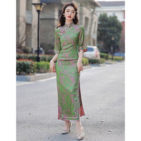 Traditionelles chinesisches Kleid, chinesisches Cheongsam, grünes modernes Qipao, Ballkleider, langes Abendkleid, Mandarinkragen